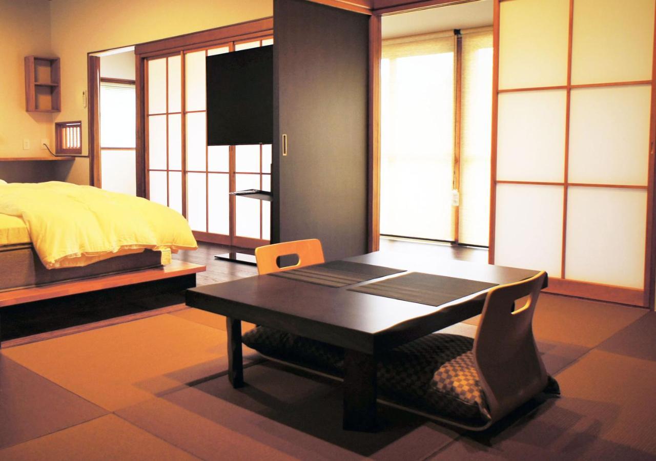 Atami Spring Terrace Hotel Esterno foto