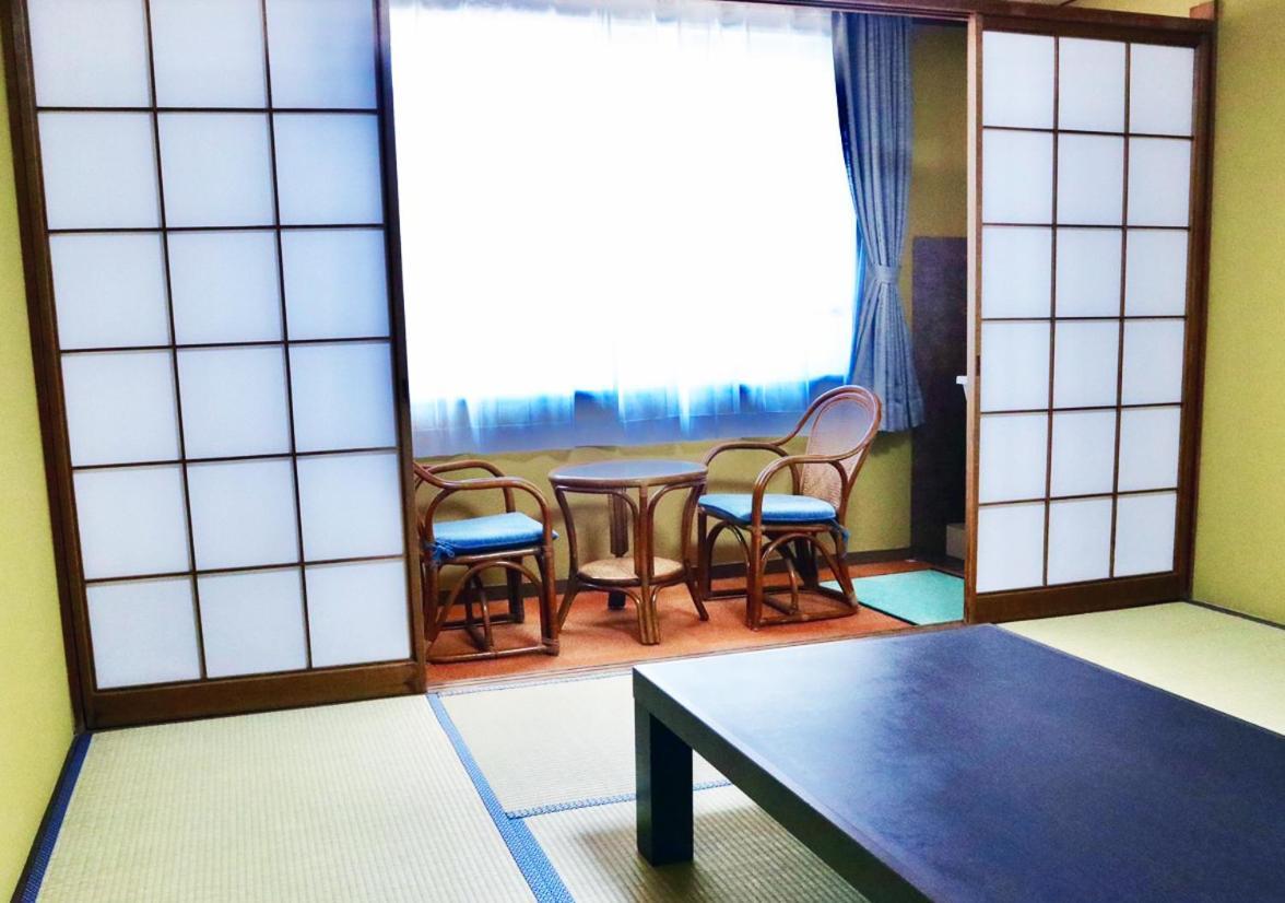 Atami Spring Terrace Hotel Esterno foto
